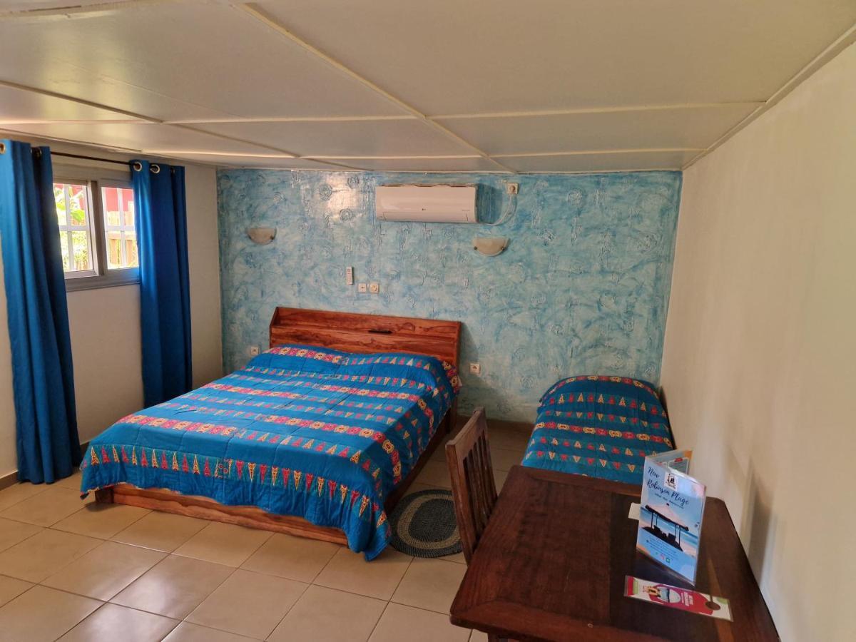 Hotel Robinson Plage Ломе Экстерьер фото