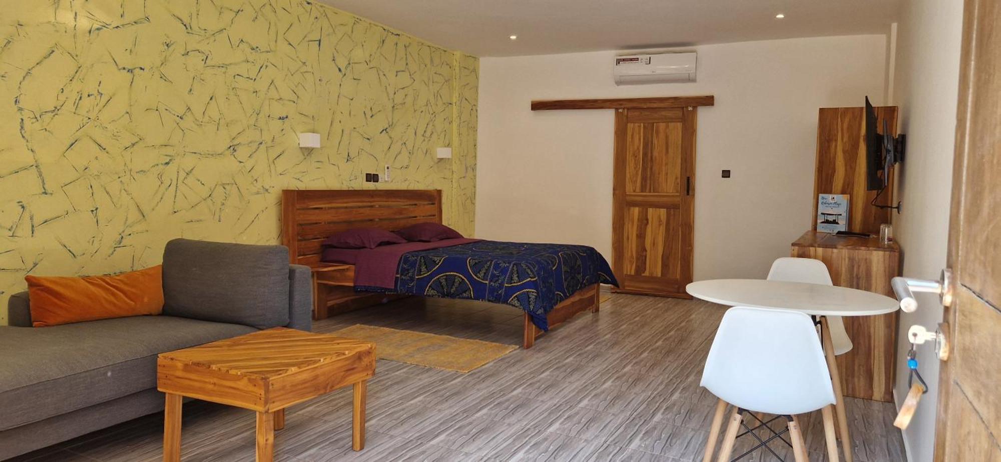 Hotel Robinson Plage Ломе Экстерьер фото