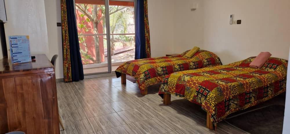 Hotel Robinson Plage Ломе Экстерьер фото